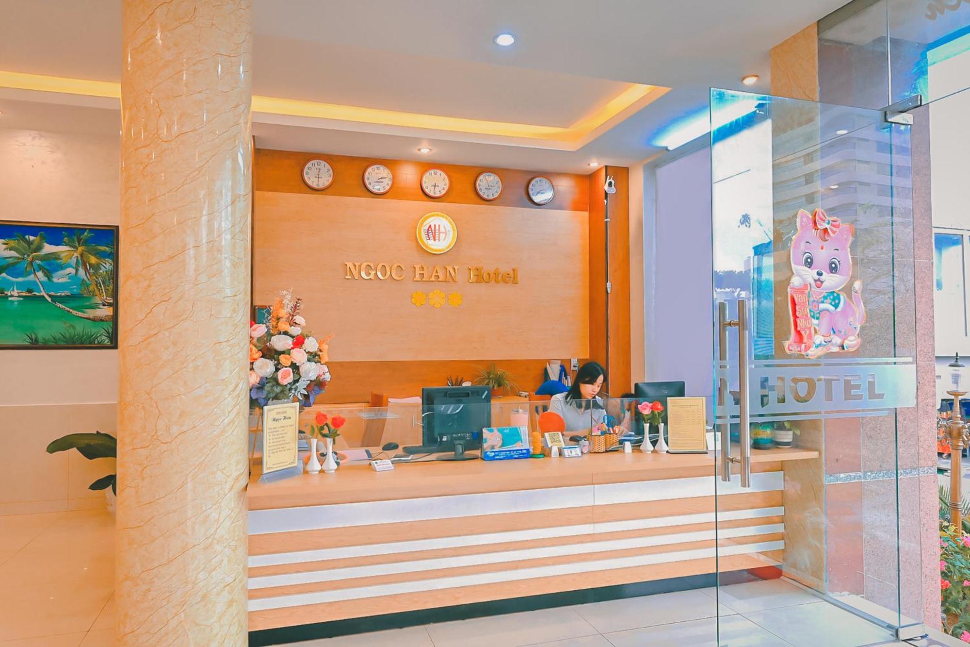 Ngoc Han Hotel By The Moment ブンタオ エクステリア 写真
